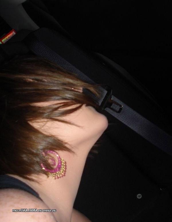 15P Two chicks sucks and fucks a cock in the car