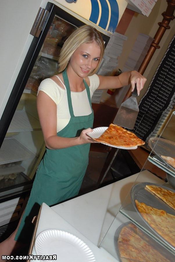 20P Real girl gets naughty for cash