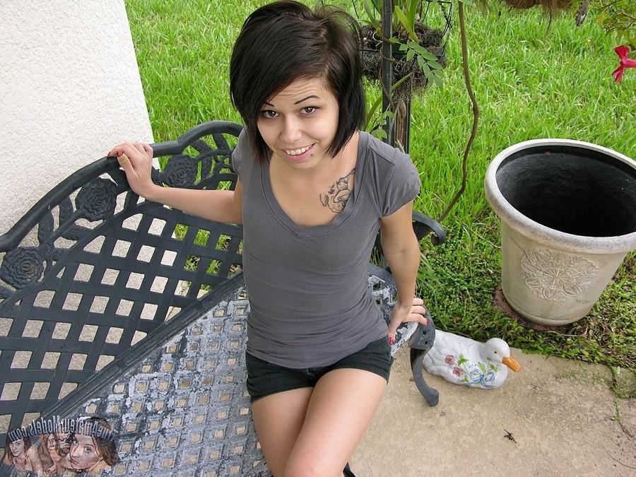 14P Hot amateur girl bailey modeling nude