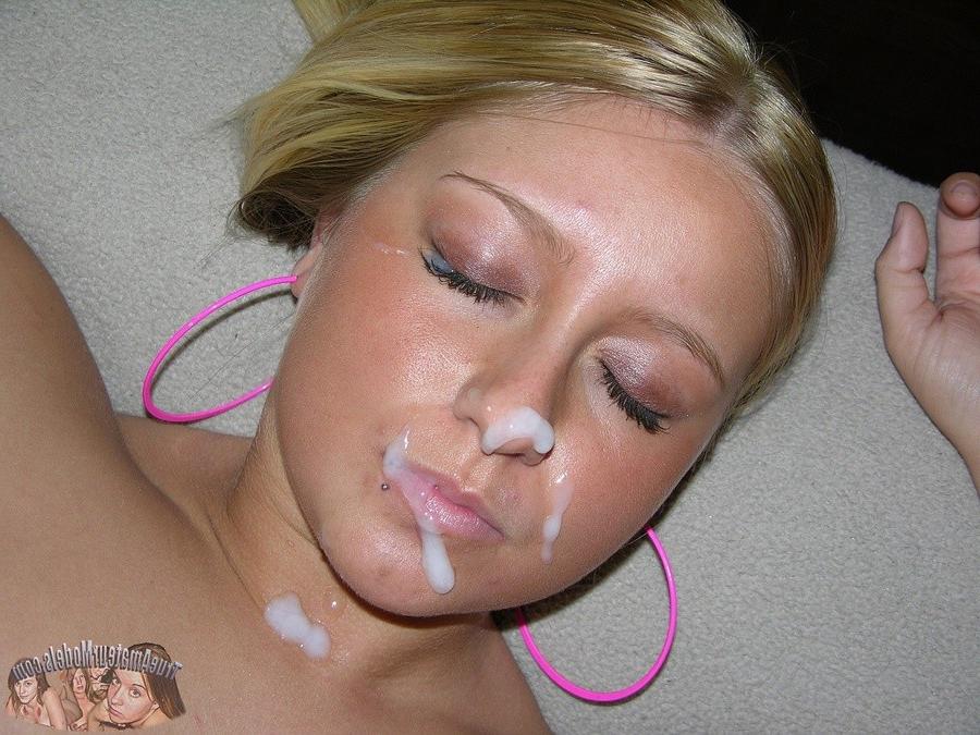 14P Hot amateur blonde babe gets massive cum facial