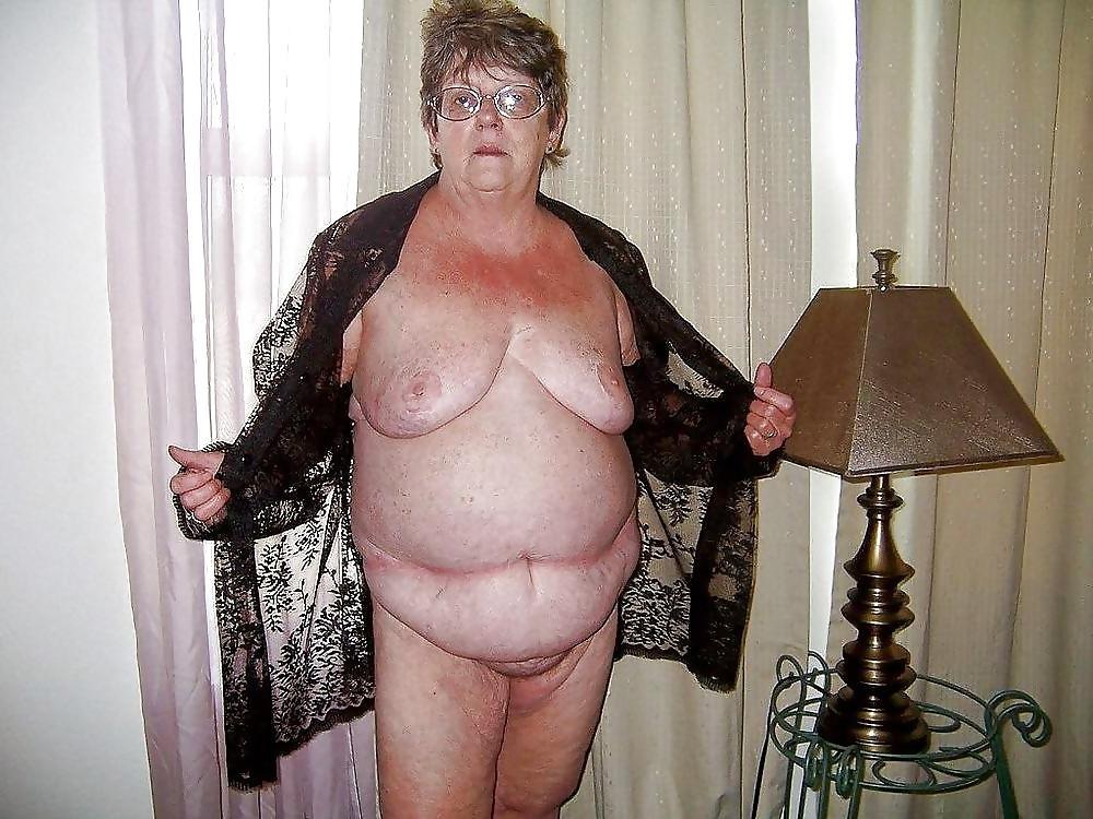 17P Old Granny Sluts
