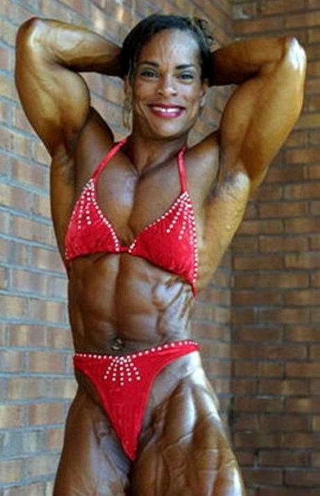 16P Muscle Black Women