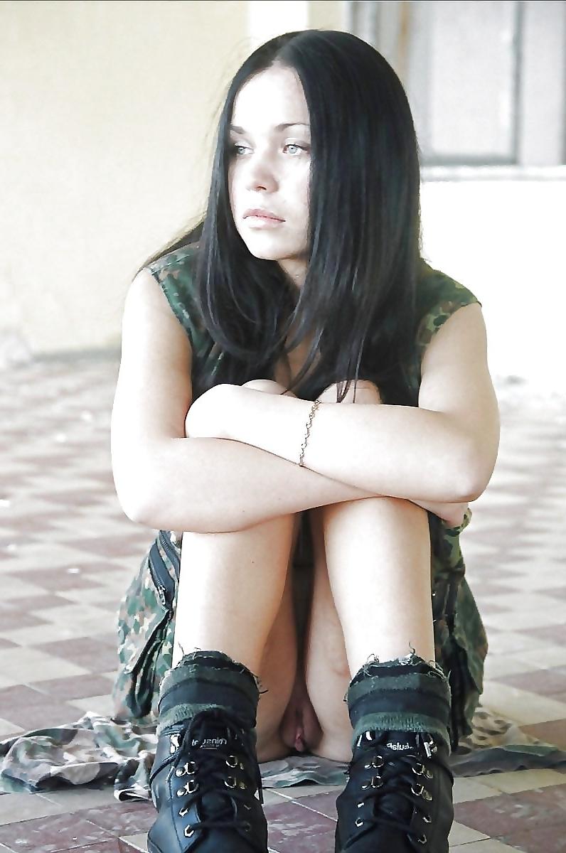 12P Upskirt no panties