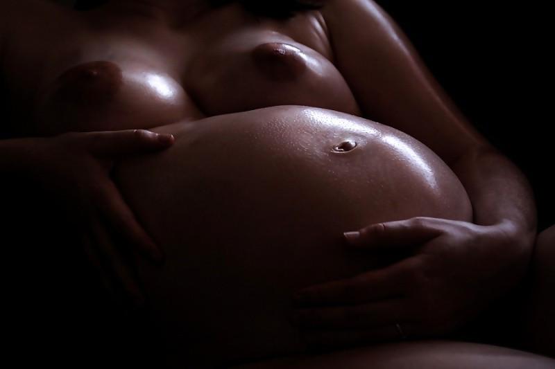 12P Amateur homemade pregnant nudity photos