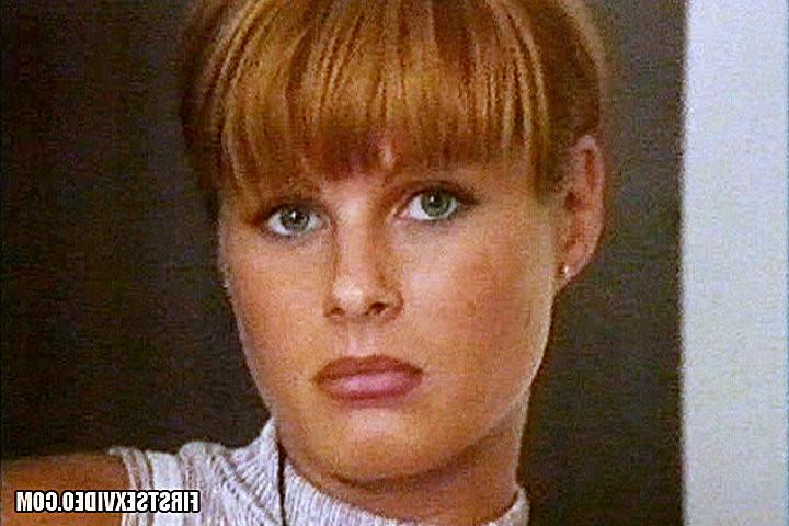 15P Hot Simone in porn audition and movie inside this gallery