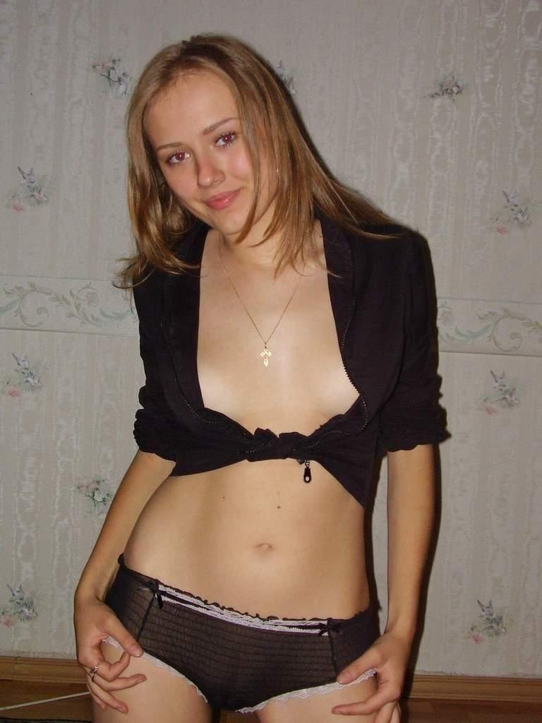 10P Homemade pics with cute teens playfully showing off