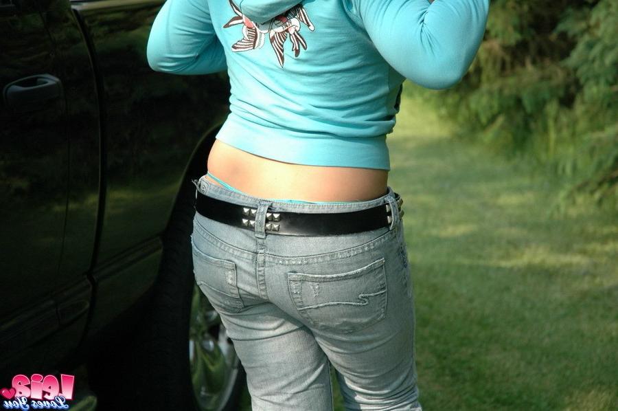 12P Leia gets bent over the front of a truck