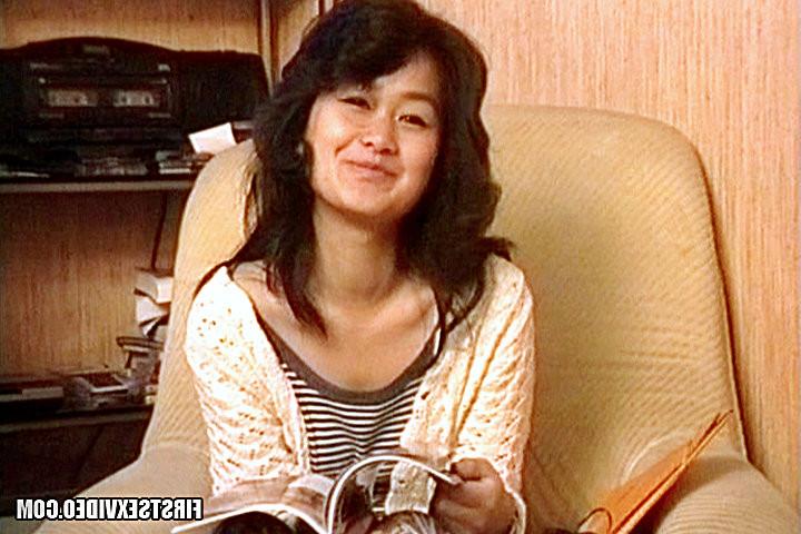 15P Asian babe Nathalie gets fucked for the first time on camera in this Pierre Wood