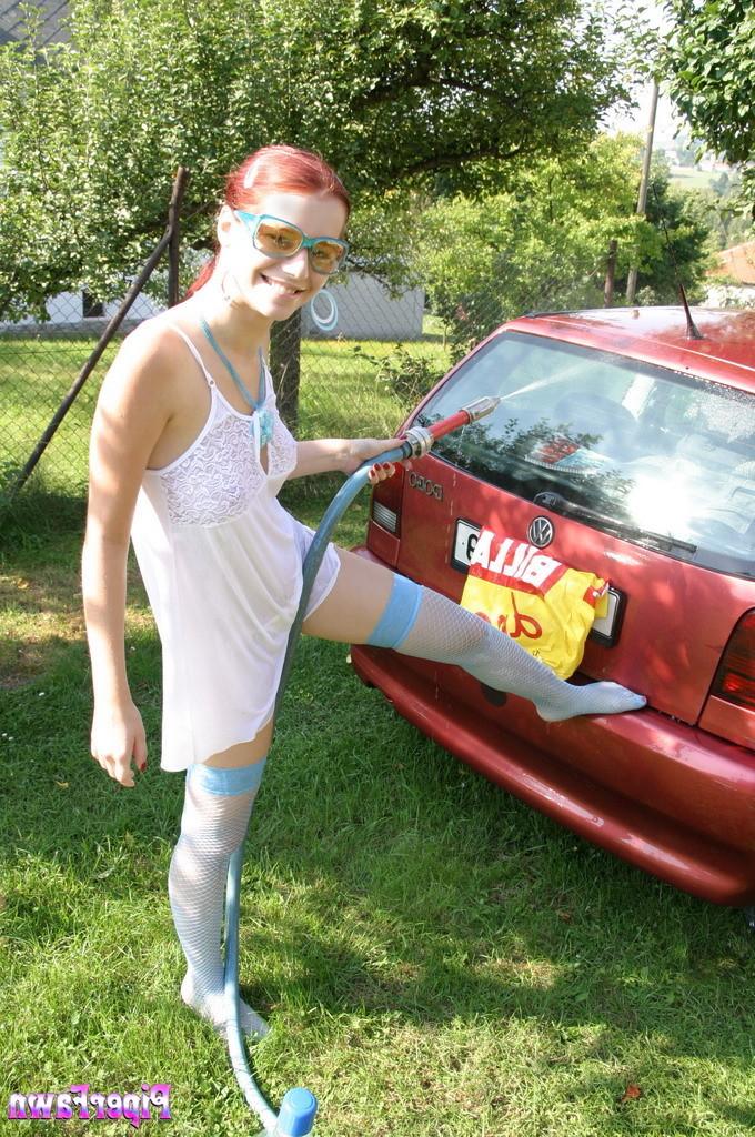 15P Teen has fun washing car