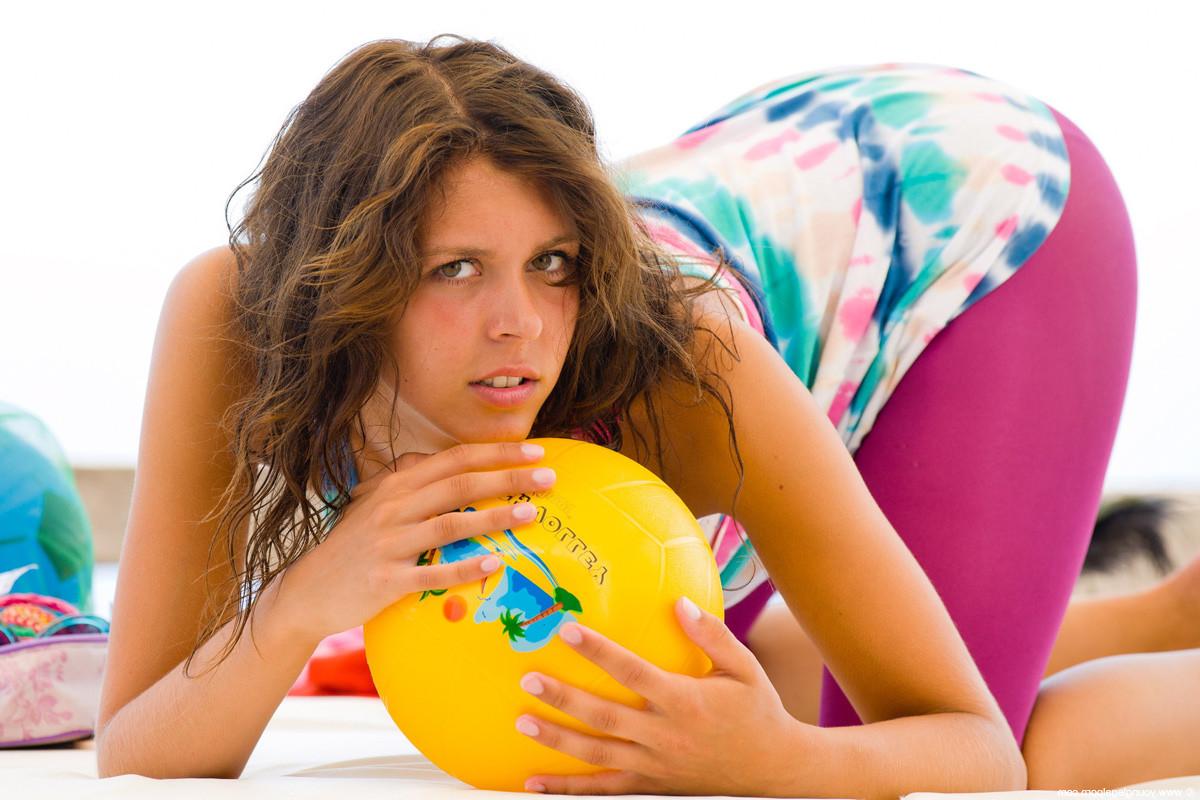 16P Playing an adult game