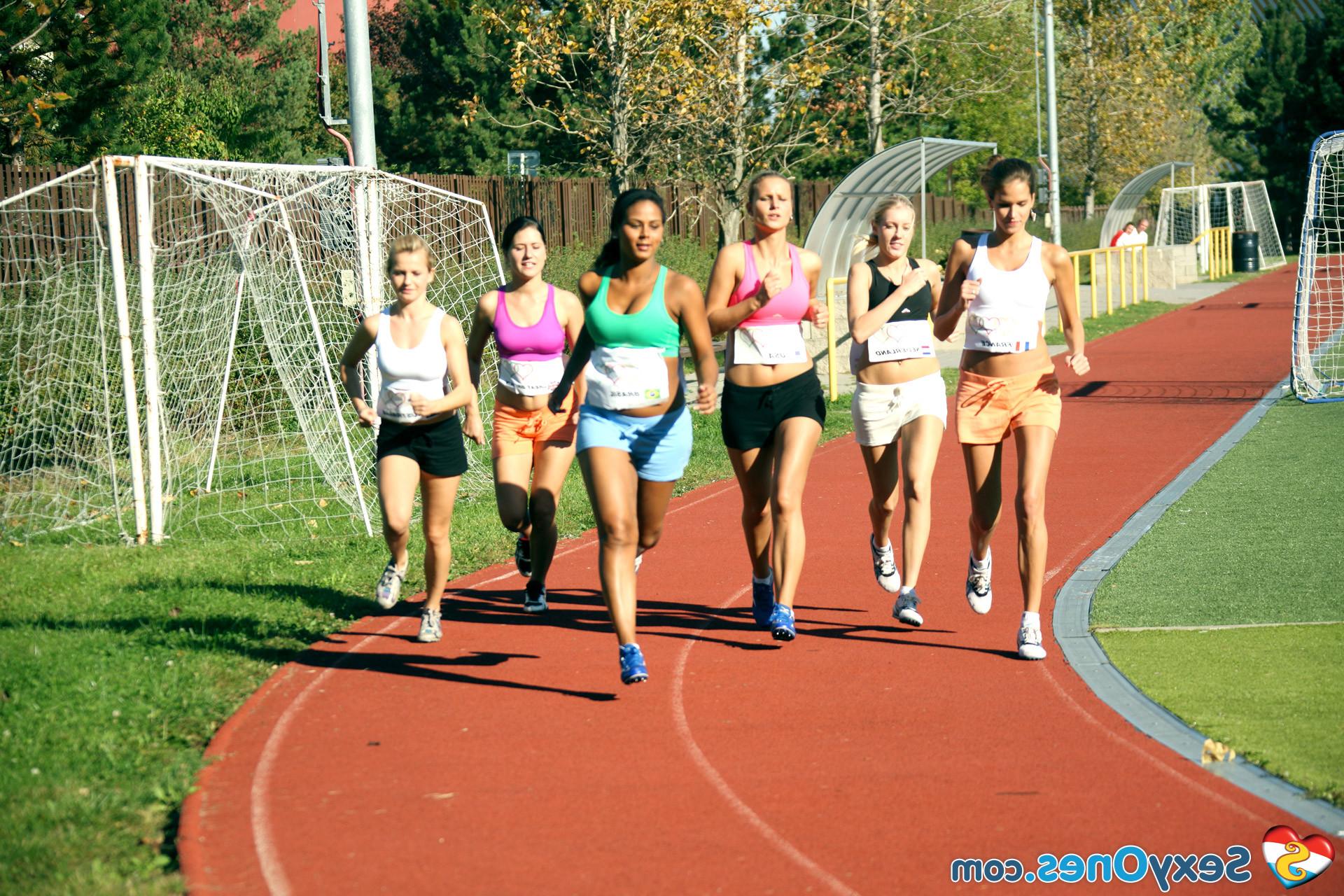 15P Sexy athletic babes run a race and fuck in shower afterward