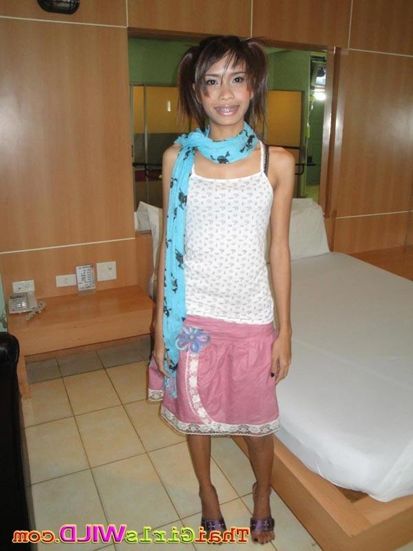 16P Tall Thai hooker gets a hard fucking