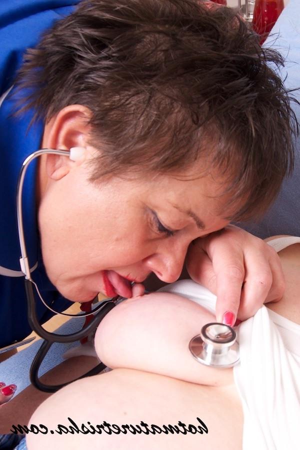 17P Trisha mature hospital games