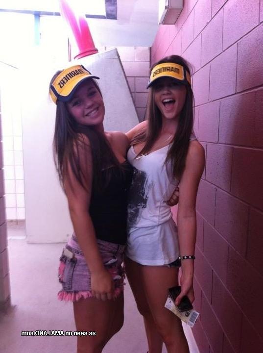 15P Amateur uninhibited 18 year old college GFs in candid moments