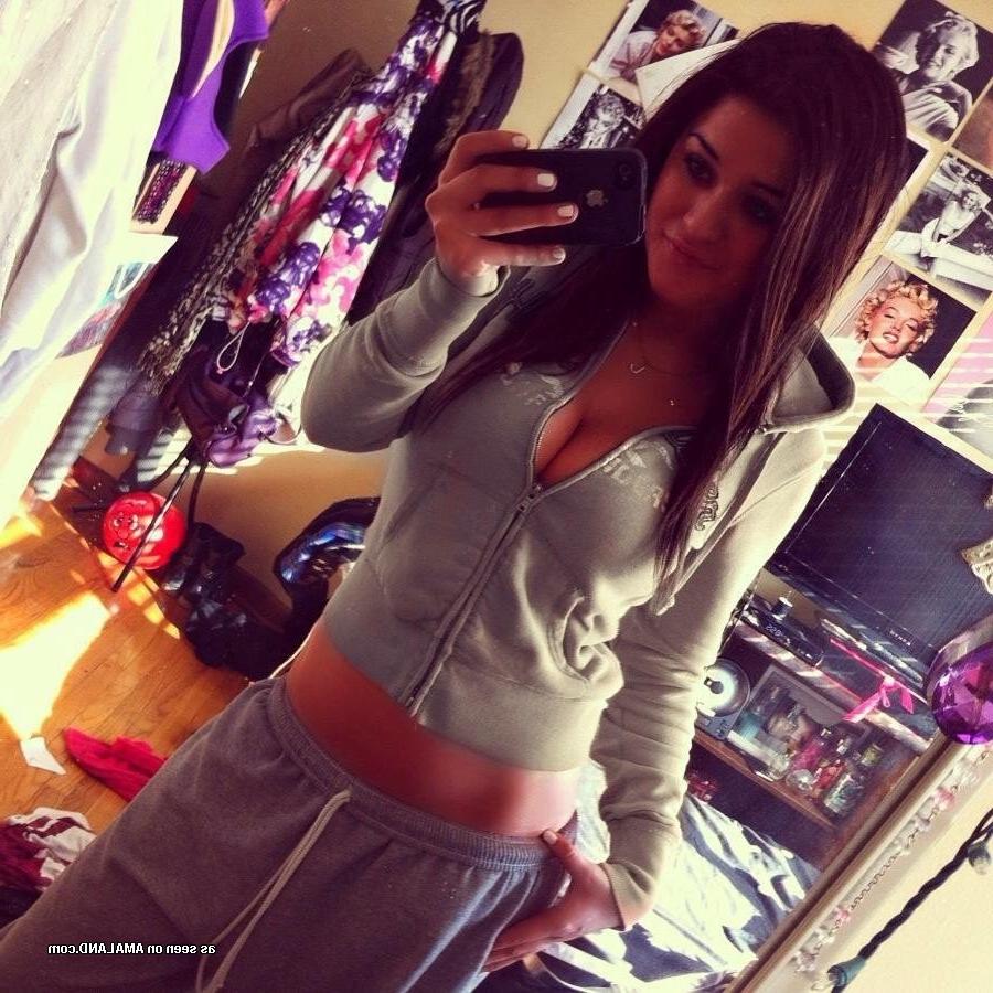 15P Amateur uninhibited 18 year old college GFs in candid moments