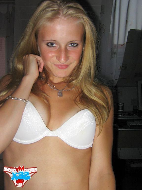 12P My hot girlfriend is too shy to show tits naked