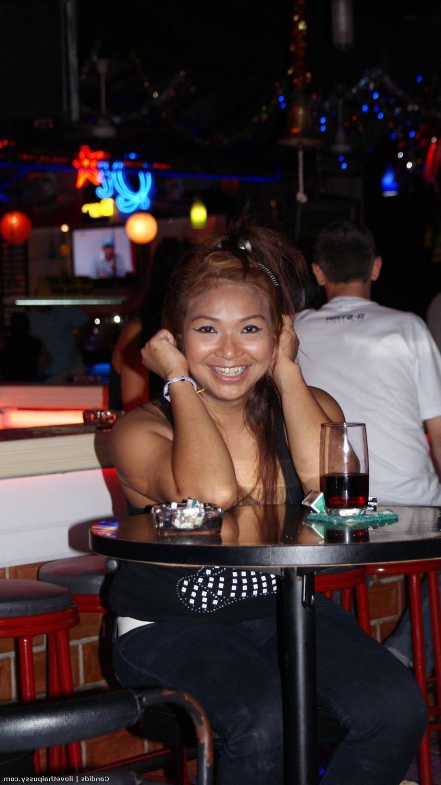 25P Nightclub Strippers filthy Bangkok whores fuck a sex tourist asian pussy