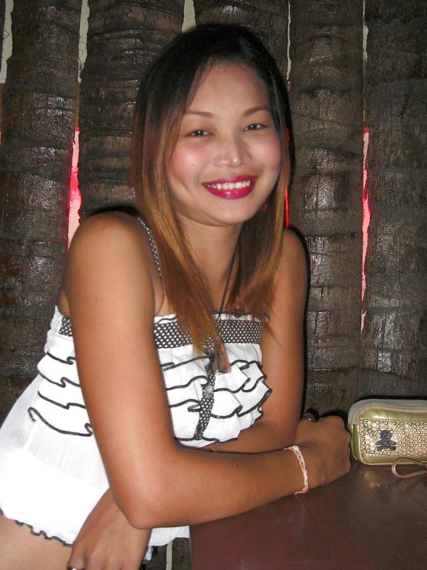 25P Nightclub Strippers filthy Bangkok whores fuck a sex tourist asian pussy