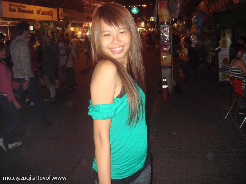 11P Real Thai Street Hookers Picked And Fucked By A Tourist