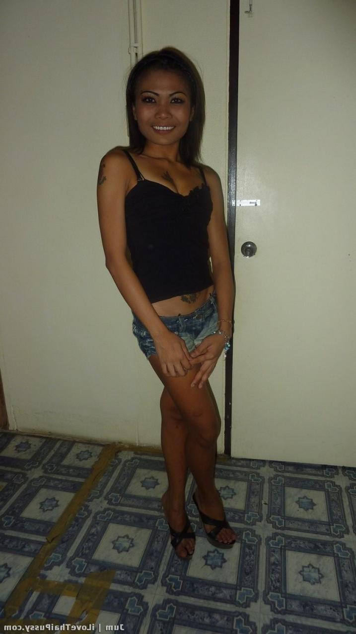 13P Desperate Bangkok Hookers Ass Fucked For Cash