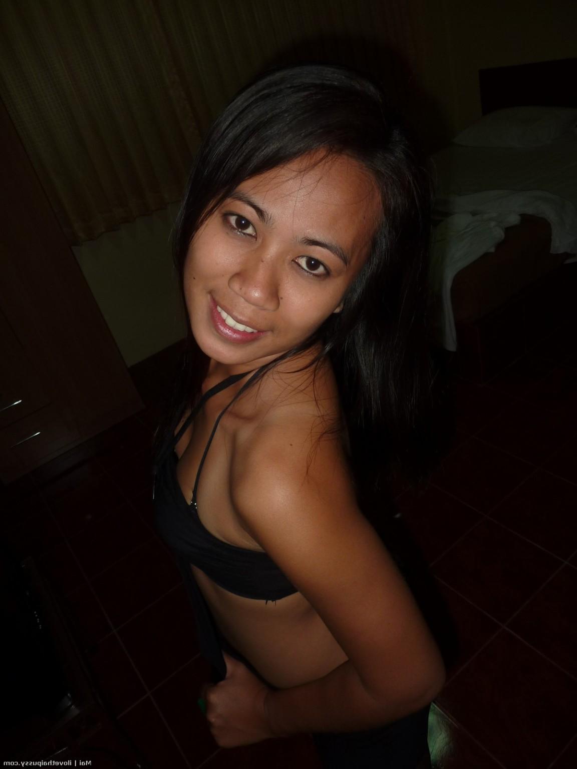 15P Thailand Bargirl Fucks Tourist Spreading Cum Covered Asshole And Pussy Lips