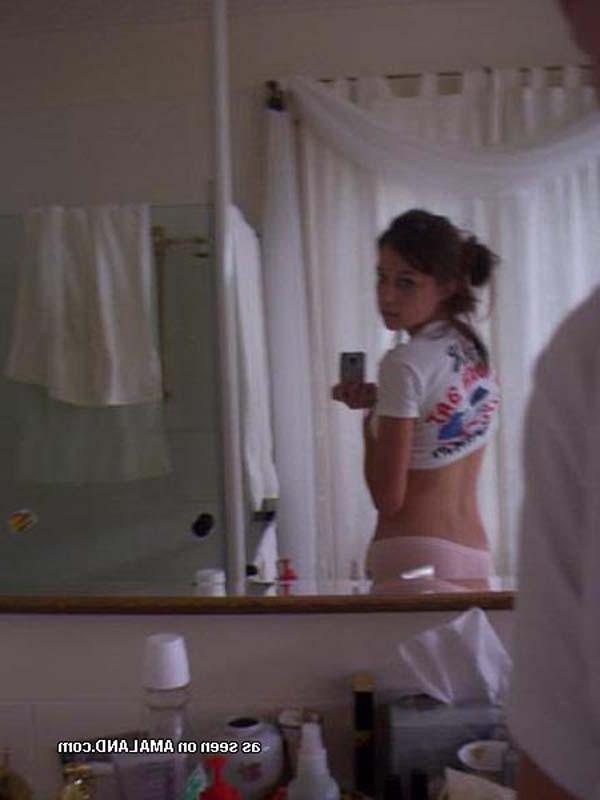 16P Amateur shy sexy cutie camwhoring