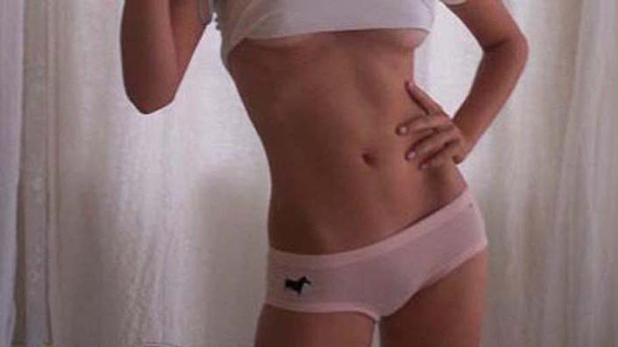 16P Amateur shy sexy cutie camwhoring