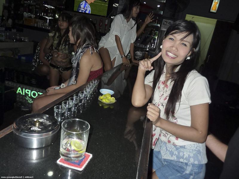 25P Real Street Hookers from Bangkok Thailand paid to fuck a filthy sex tourist asia