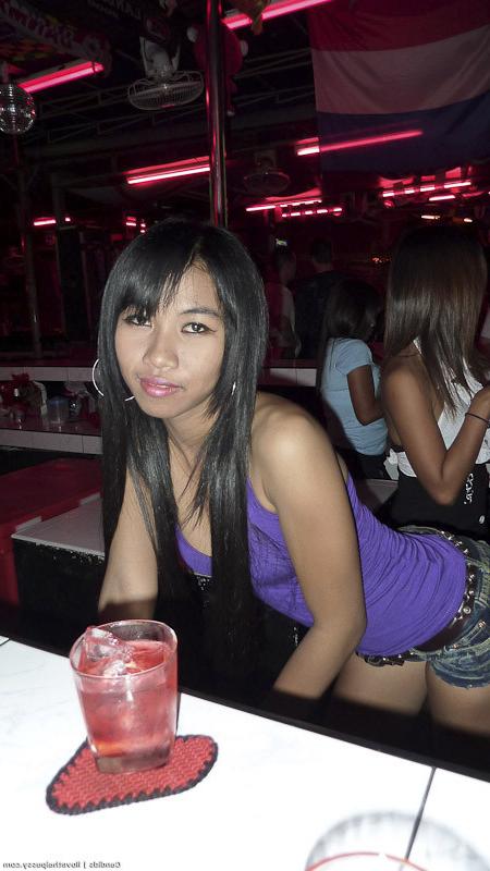 25P Bangkok Bargirls flirt with sex tourists fucking and sucking for rent money asia