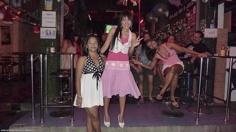 25P Bangkok Bargirls flirt with sex tourists fucking and sucking for rent money asia