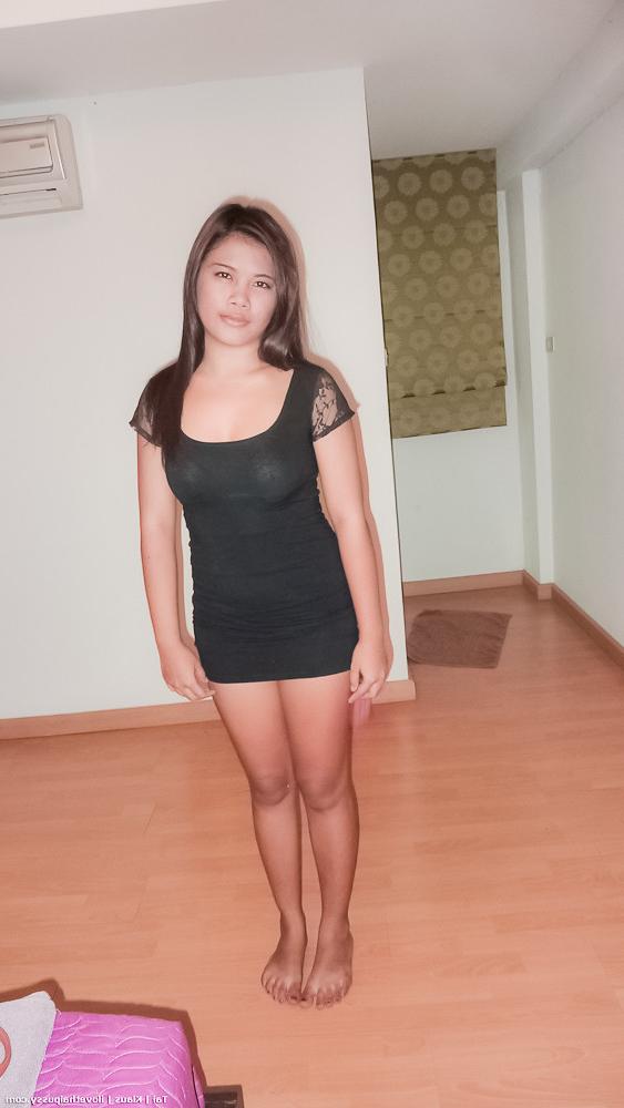 15P Sex Tourist Spreads And Fucks A Thai Whore Bareback Cum Erupting On Her Asian As