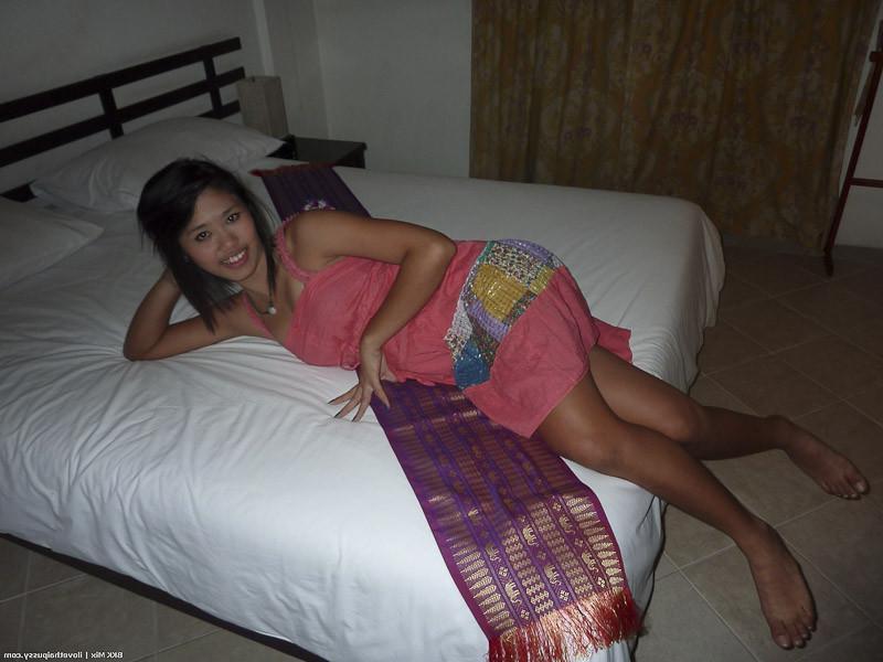 15P Bangkok Street Whores Picked Up And Exposed For Sex Tourist Klaus Asian Sluts