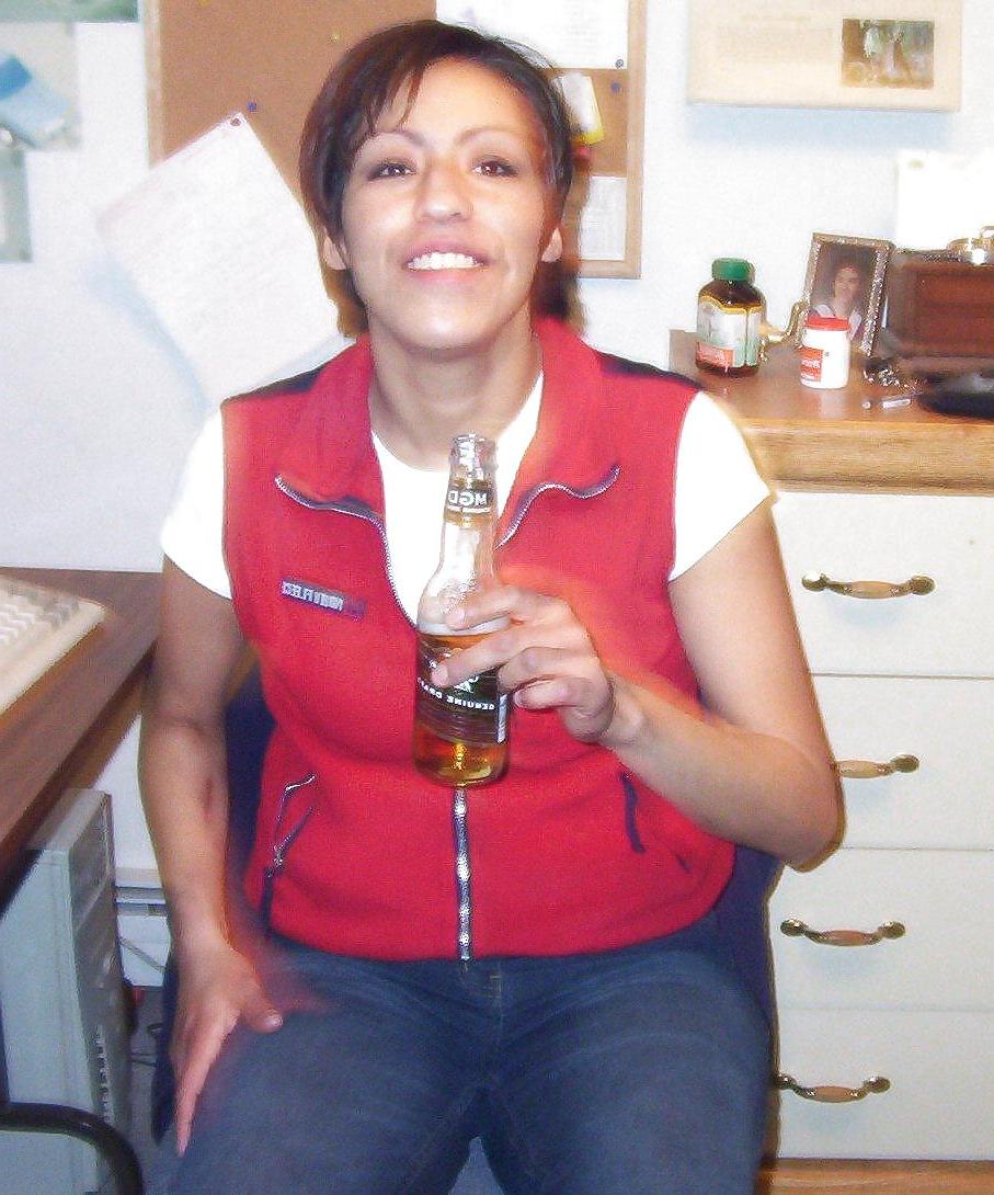 25P REAL HOOKER CARLA O.