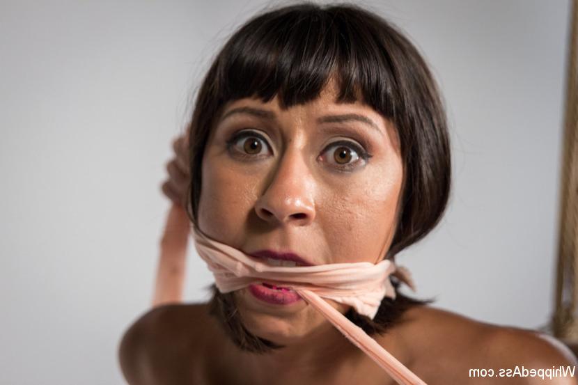 15P Vivi Marie proves her devotion to pain as Mz. Berlin!