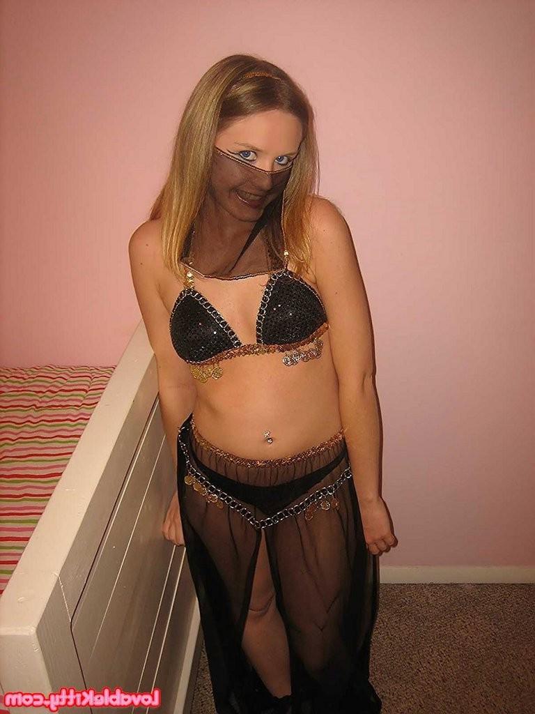 15P Kittys Belly Dance