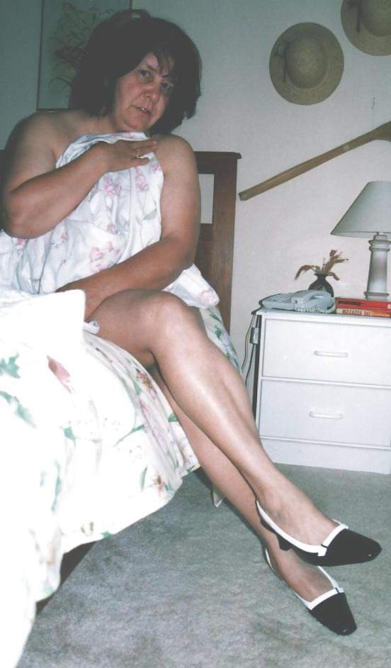 6P Slut housewife rosemary 1