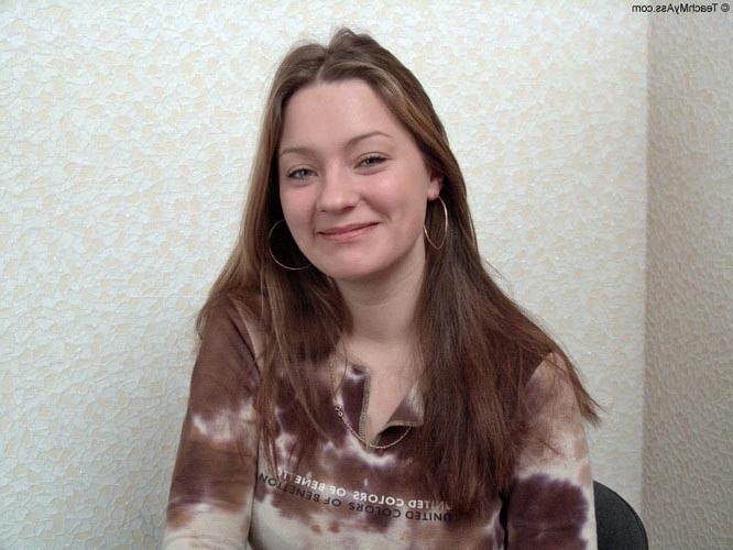 17P Shy amateur lady pays to lose her anal virginity