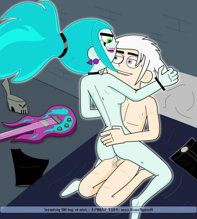 12P Cool threesomes and solos of sexy cartoon babes