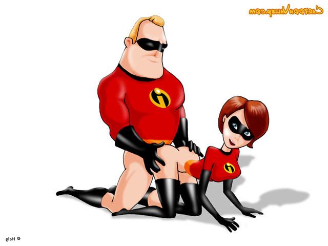 12P Elastigirl wants to suck Mr. Incredibles super penis