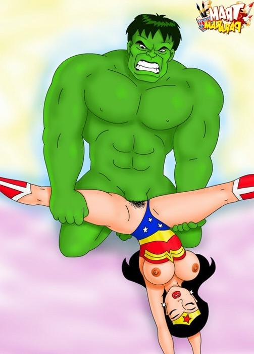 12P Wonder Woman pleasuring enormous superhero dicks