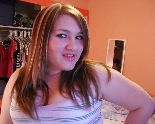 14P Blonde bend over