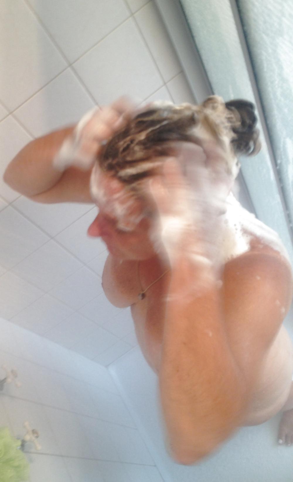 25P Michelle in shower for you to cum over...