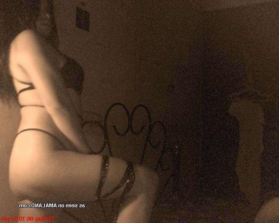 12P Lustful Asian honey posing naked at home