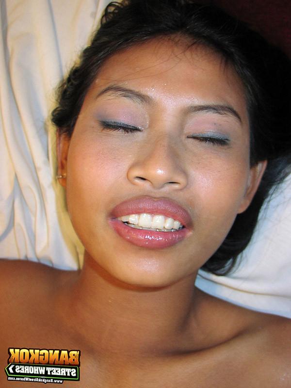 15P Hot and fithy Thailand prostitutes from Bangkok