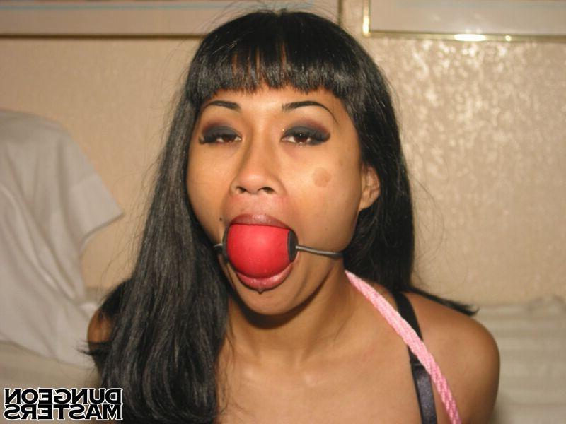 15P Dragon Lily gets gagged and sexy body tied up with ropes