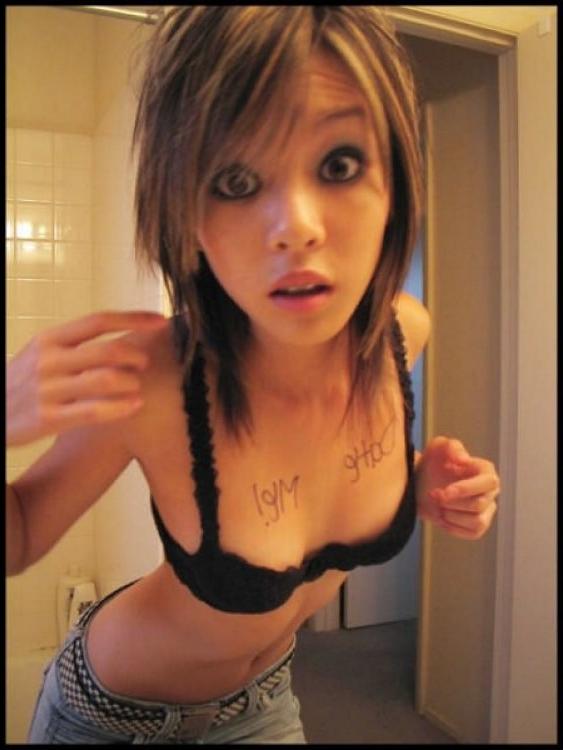 16P Mix of young and wild Asian teen cock suckers only for you