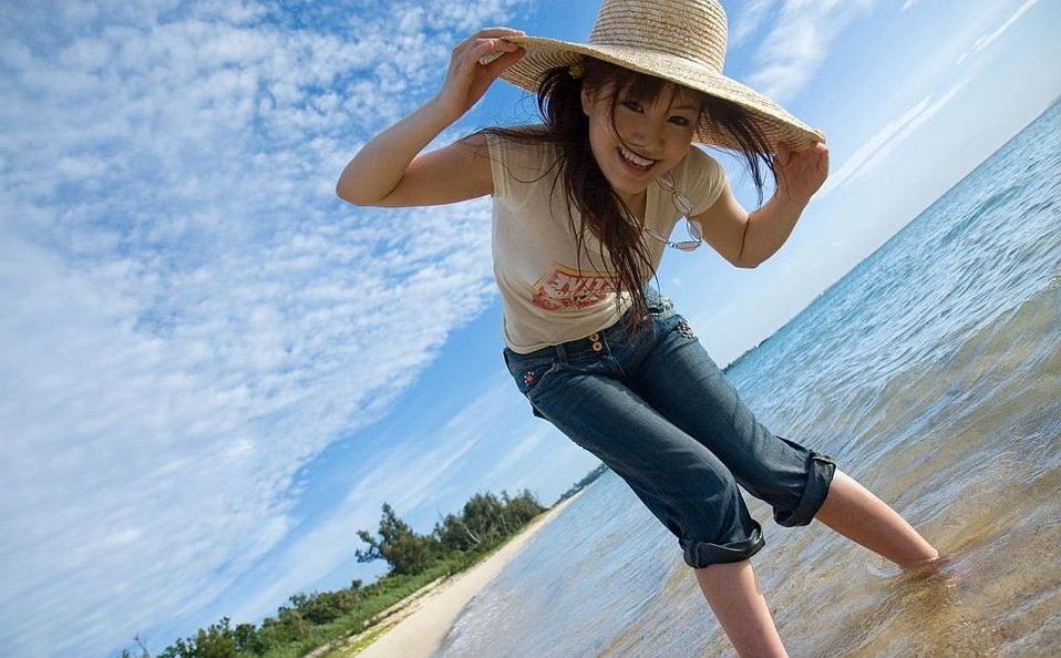 15P Misako Asian cutie shows her perfect body on a beach