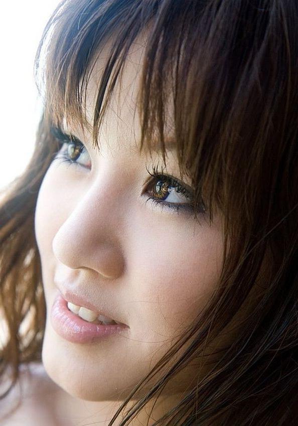 15P Misako Asian cutie shows her perfect body on a beach