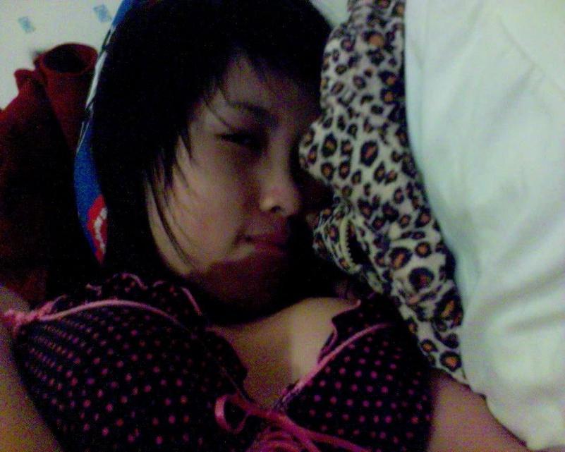 16P Asian coed goes full nude in couch shows squeezable tits