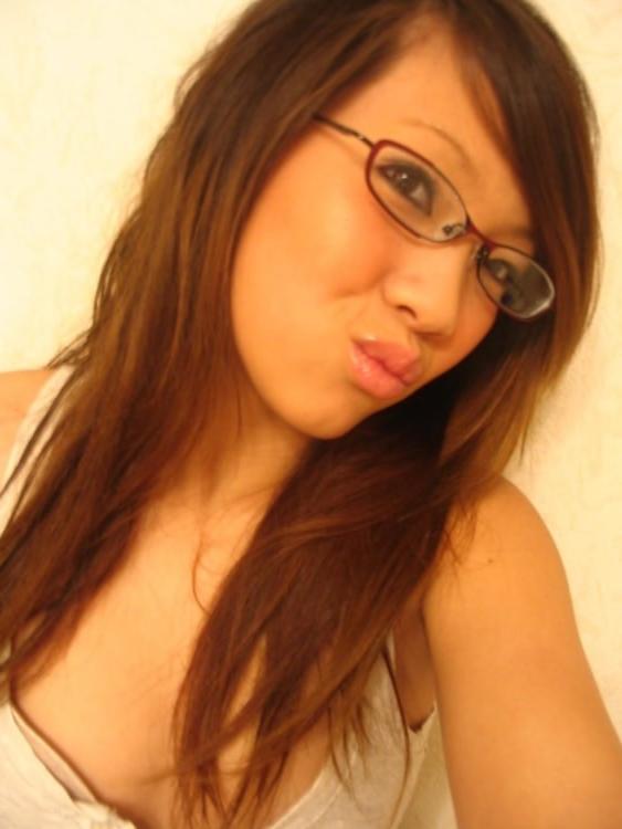 16P Asian coed goes full nude in couch shows squeezable tits